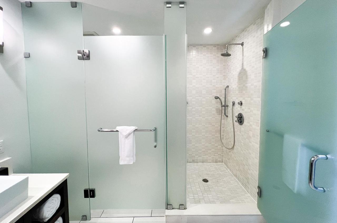 Modern Private Studio - King Bed, Jacuzzi, Balcony And Pool Aparthotel Μαϊάμι Εξωτερικό φωτογραφία